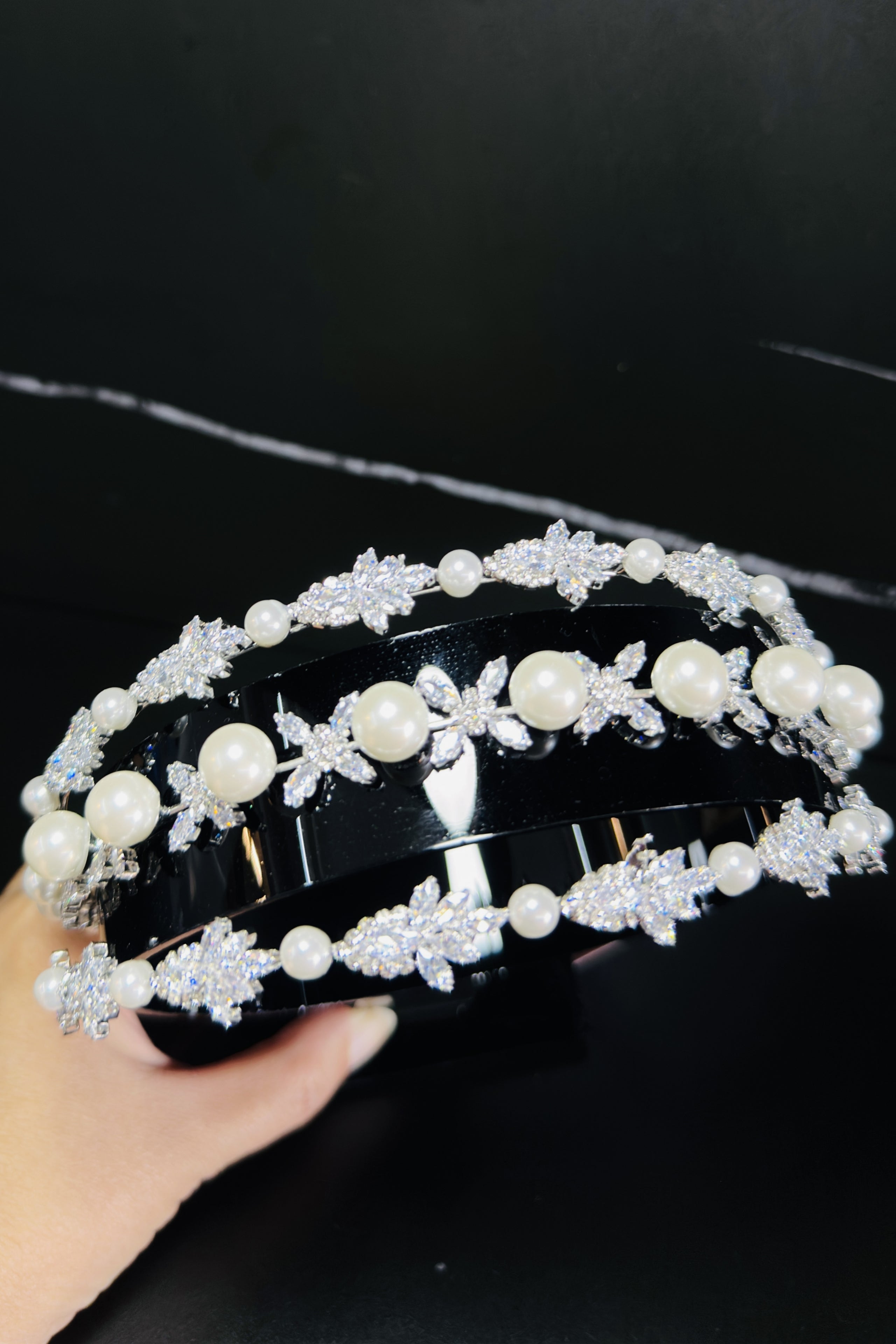 PEARL HEADBAND