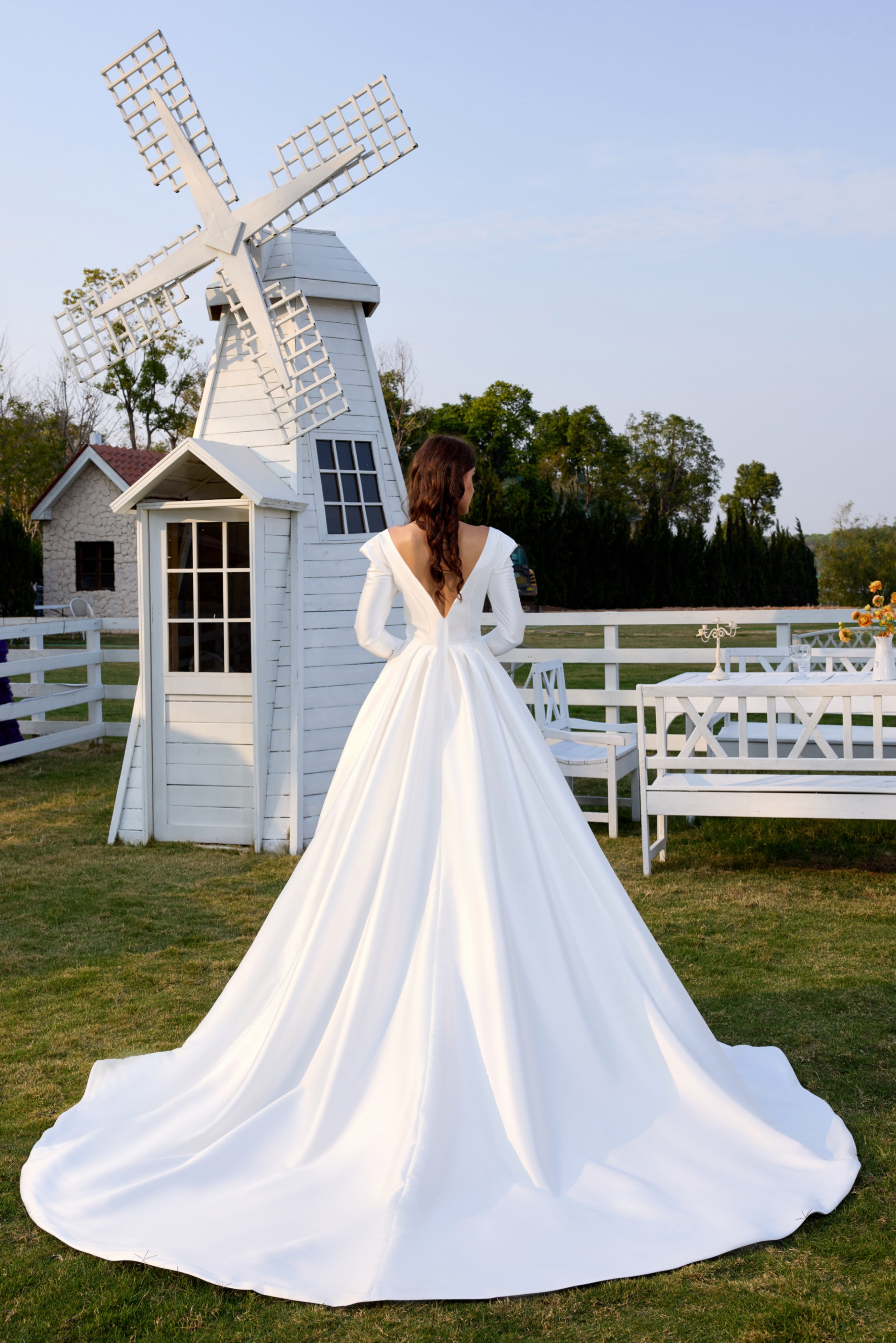 Modest  Elegant Long Sleeves Handmade Wedding Dress and open back LVB2535