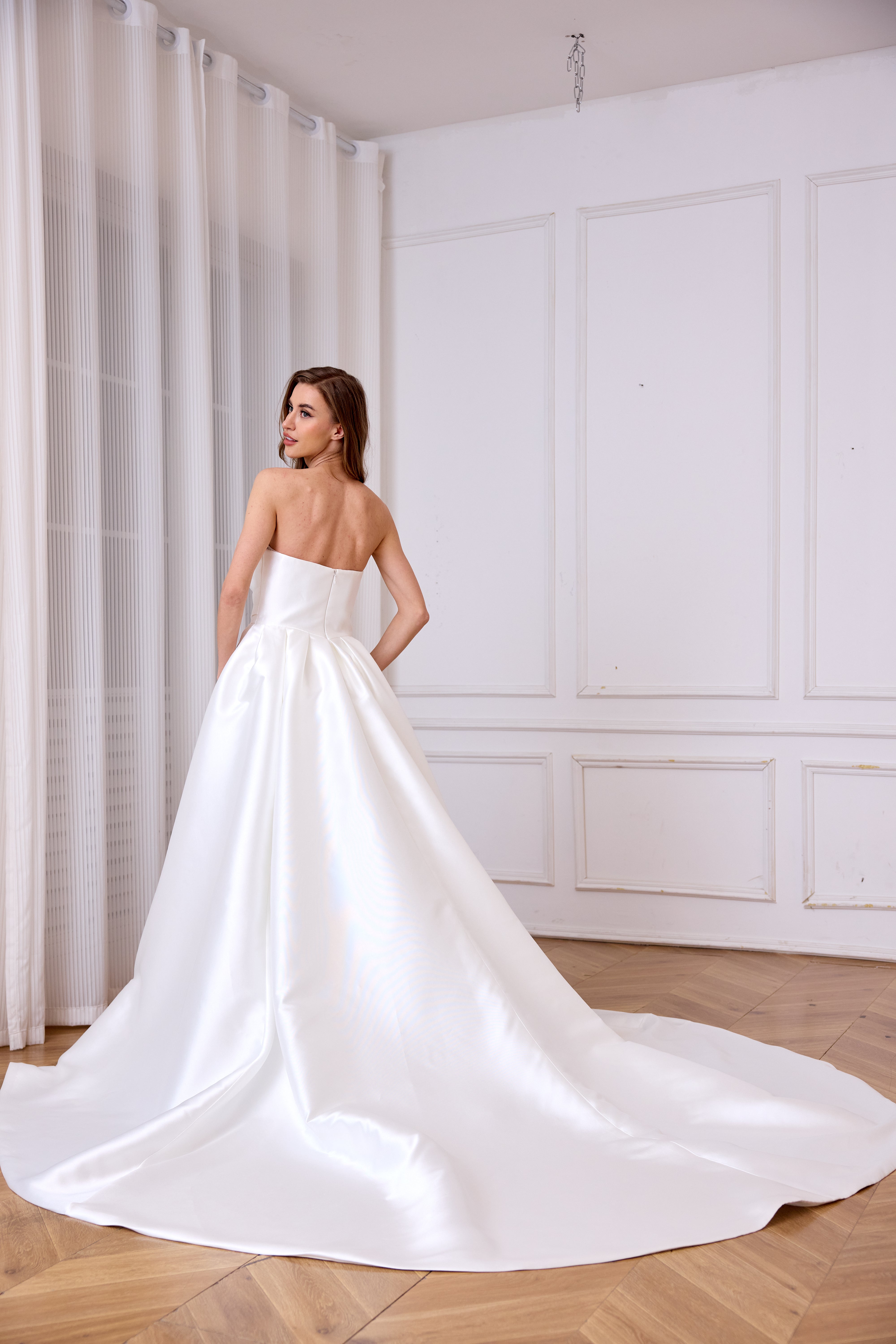 Extra Convertible Wedding Dress LVB2629 (Basic MERMAID dress + Detachable Skirt )