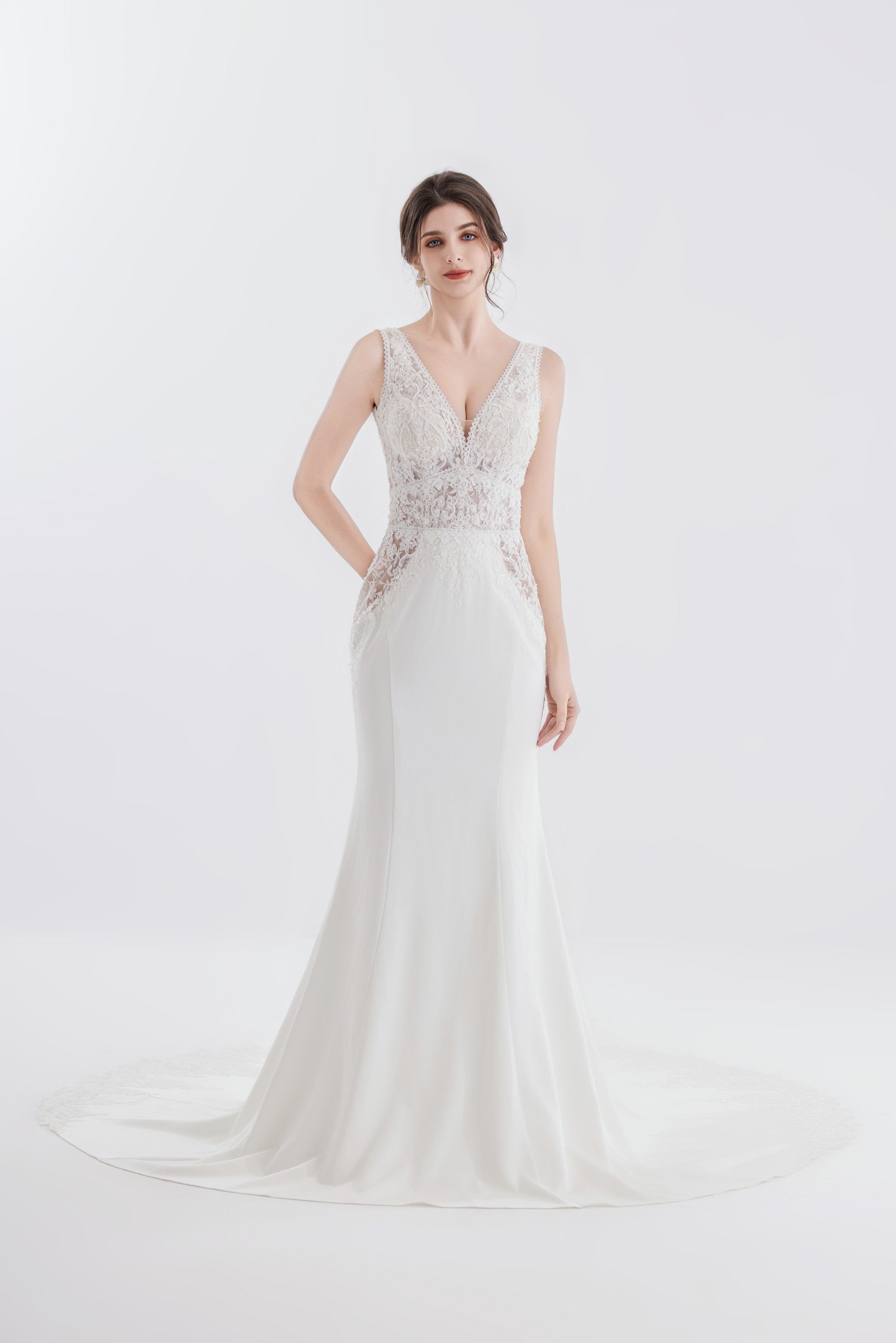 Lace satin Bridal Gown LVB2613